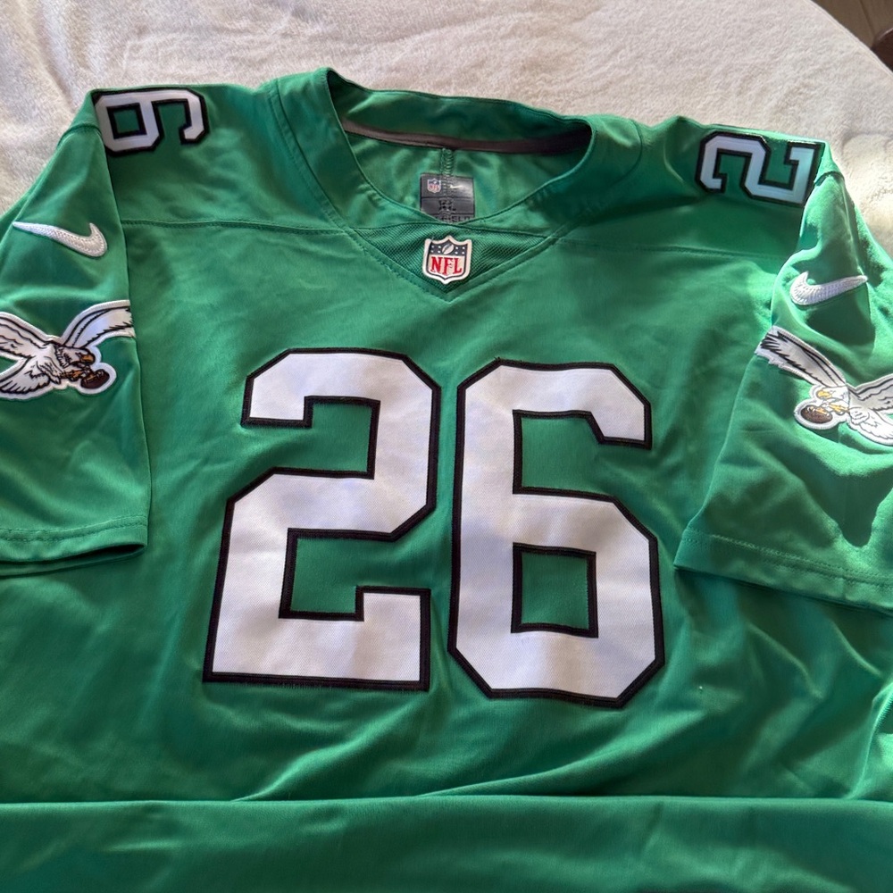 Philadelphia Eagles Nike Saquon Barkley #26 Jersey - Kelly Green. XL